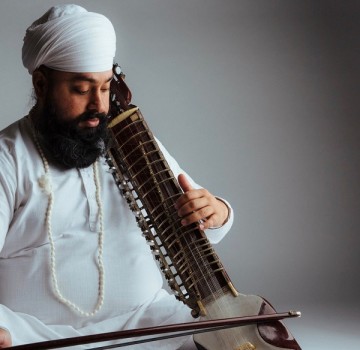 Indian Spring Colours: Kirpal Singh Panesar – esraj and tar shehnai