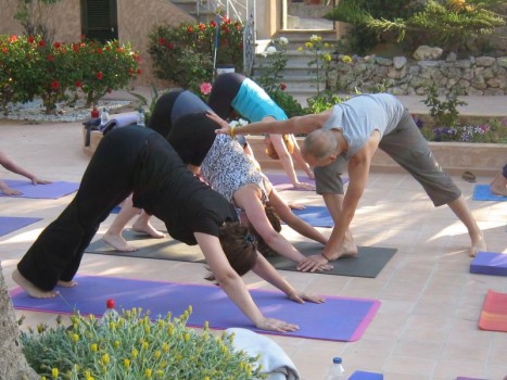 GemArts Masala Festival: SPIRITLEVEL YOGA SESSIONS with Robyn